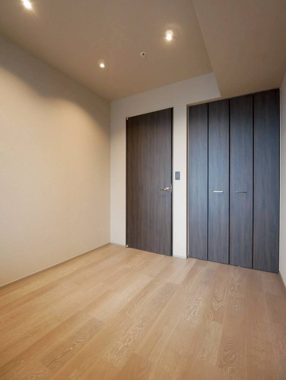 07819647 D619 46 C9 89 A3 B1 D81 B1 A2795