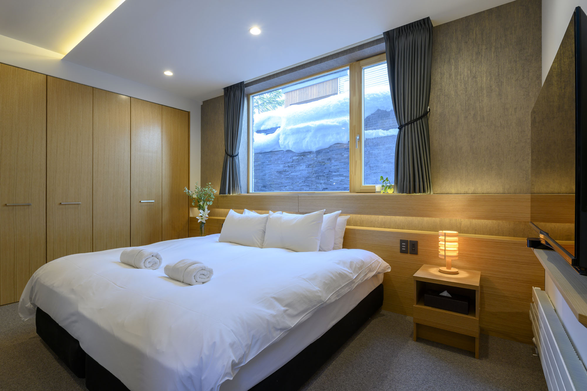 20190221 AJP AZ74679