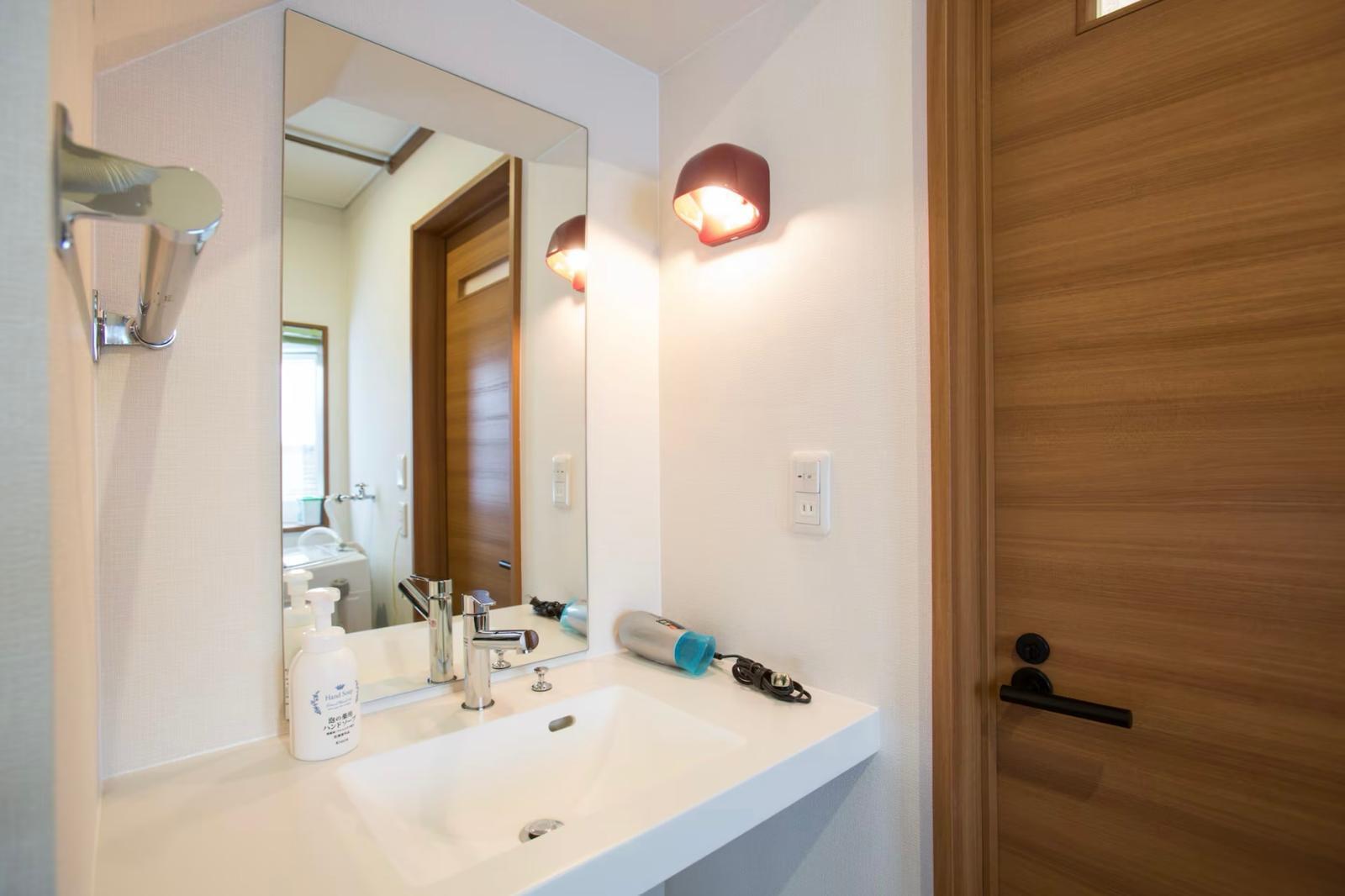 Cb3822b4 44b3 4168 9e0f a331ffb35214