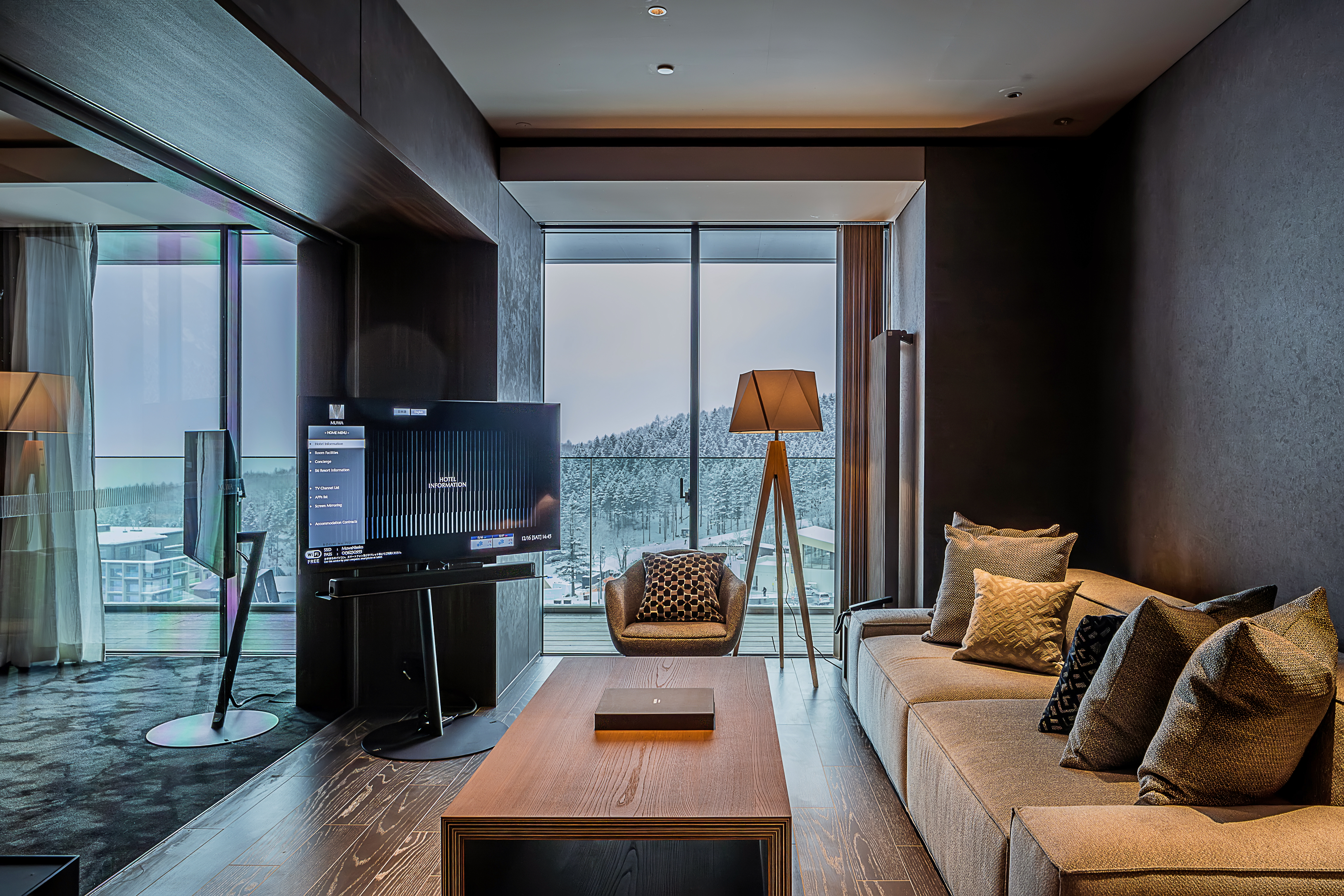 2 Bedroom Suite712 01