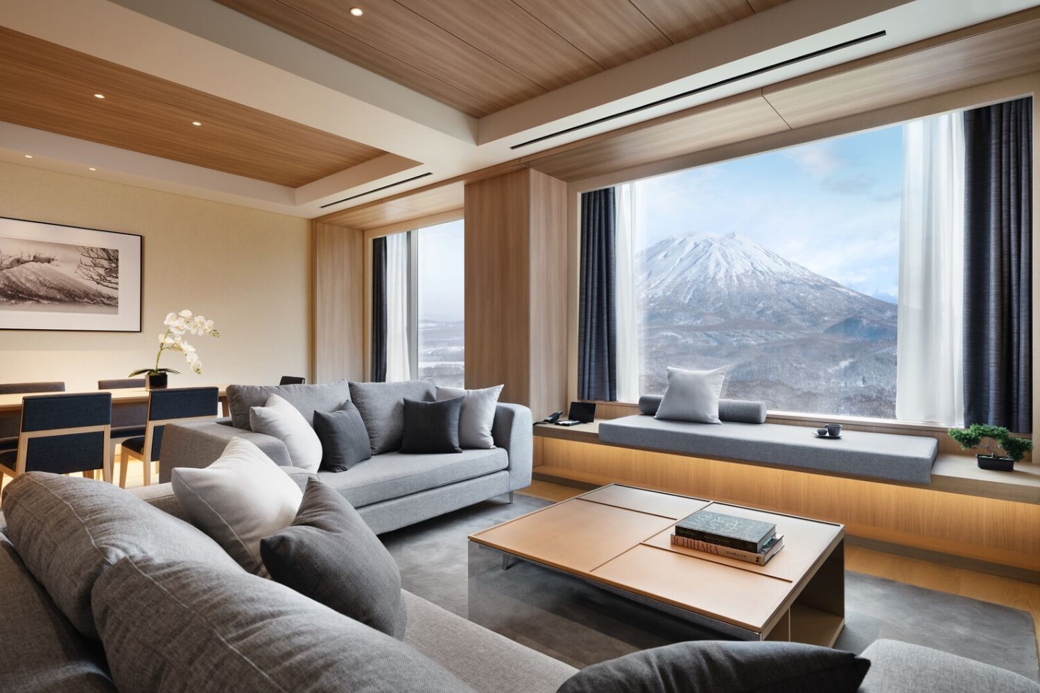 3 Bedroom Yotei Living Winter 626