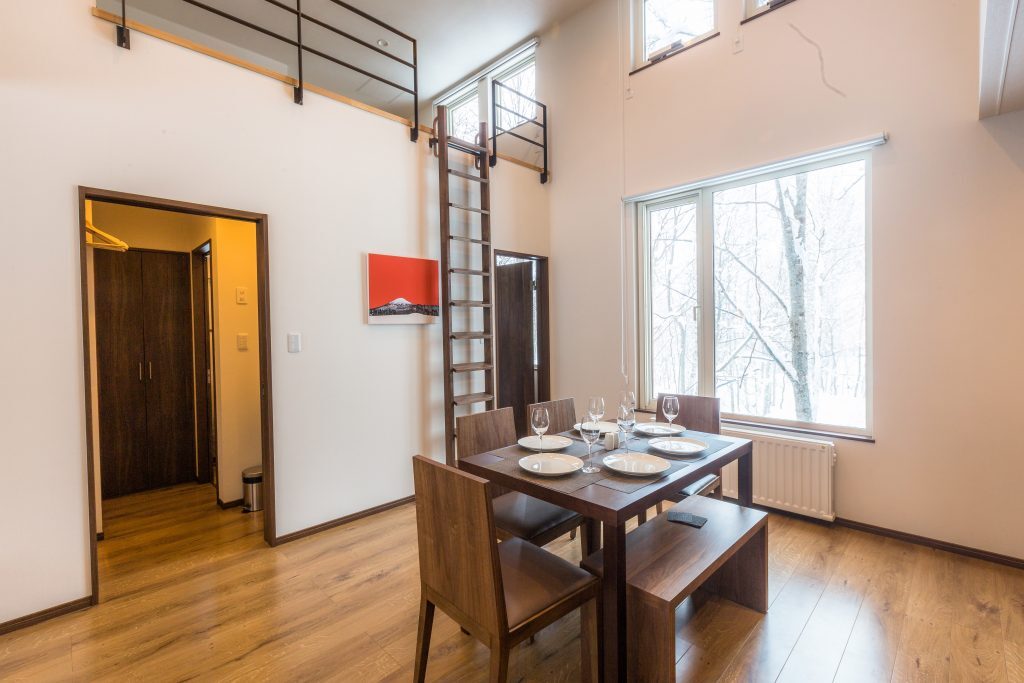 DINNING 2 BED LOFT STUDIO