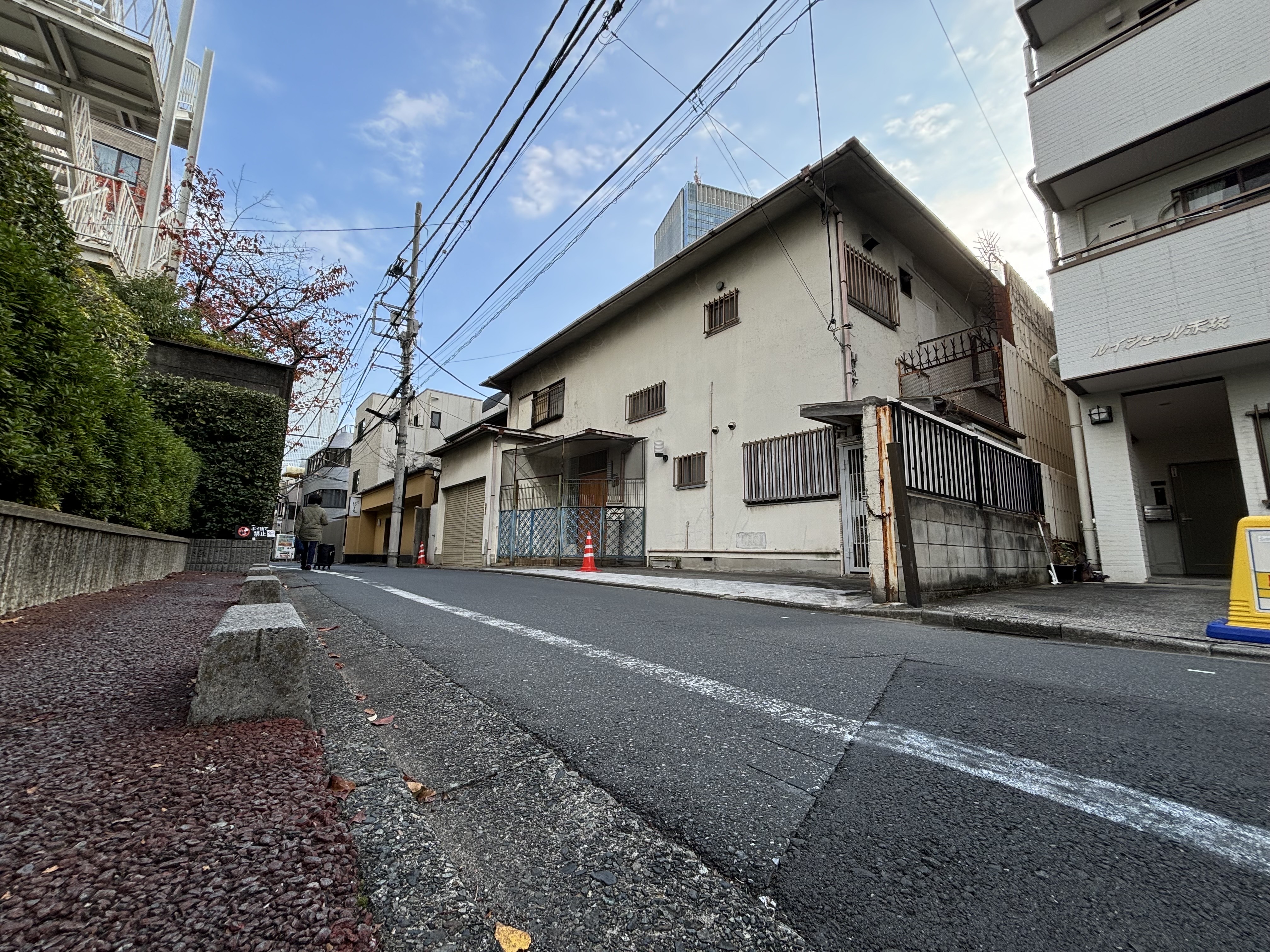 533 F6 E1 F BD59 4 D42 B885 8 E84 C4 E22 ABC