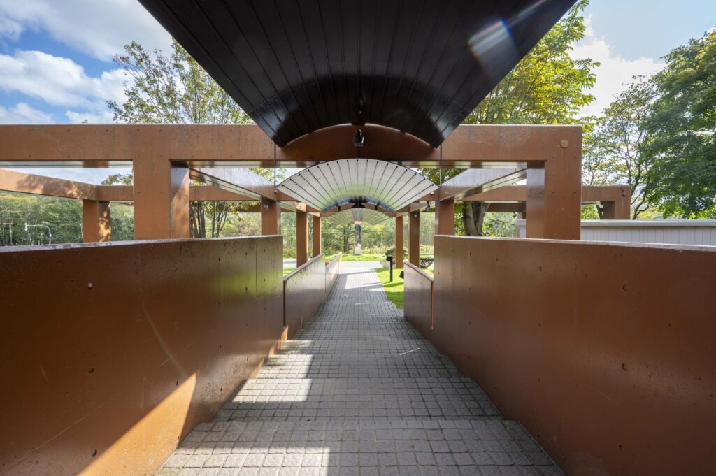 Rusutsu Resort Commercial… H2 Christie’s International Real Estate