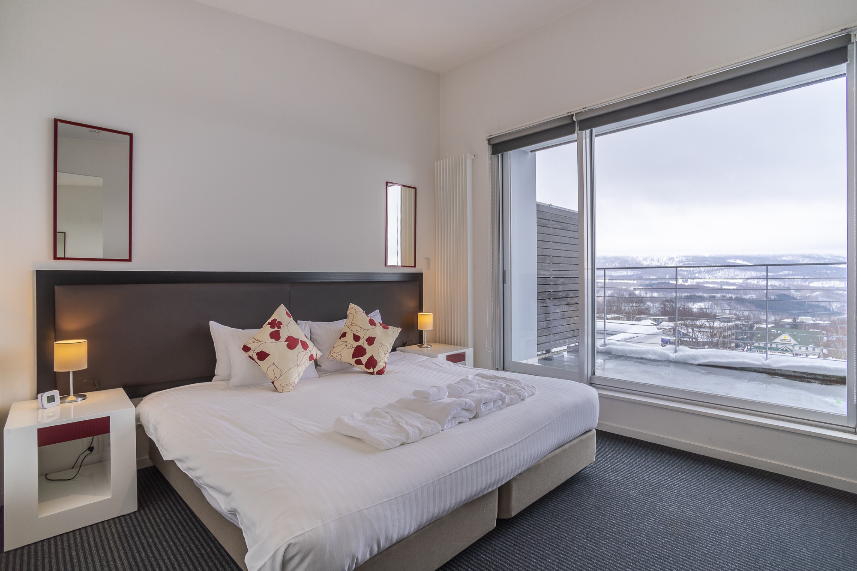 E7 I65412025 Niseko Photography DT HDR